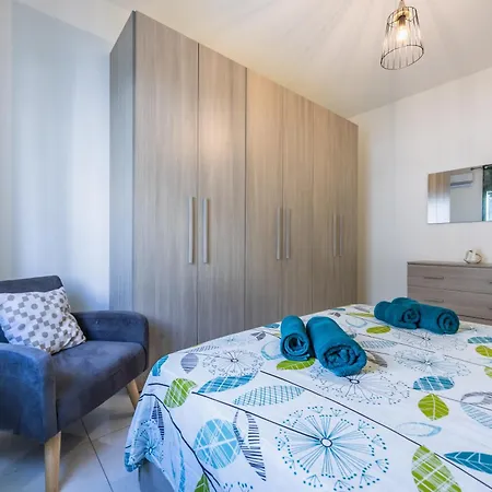 Holiday House Apartament Gzira