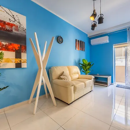 Διαμέρισμα Holiday House *